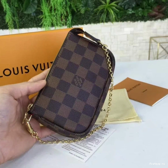 First bag ru wallet Vuitton Louis 0714